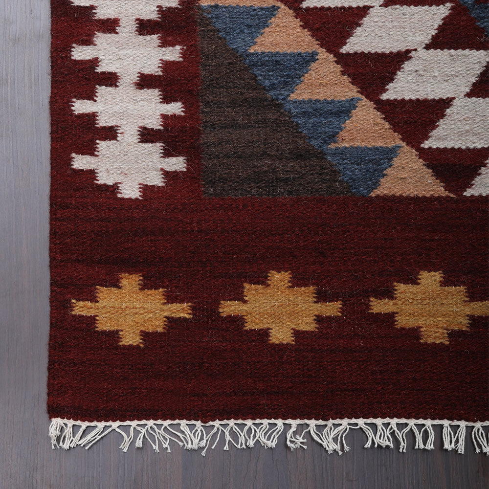 FormaFusion Hand Woven Rug