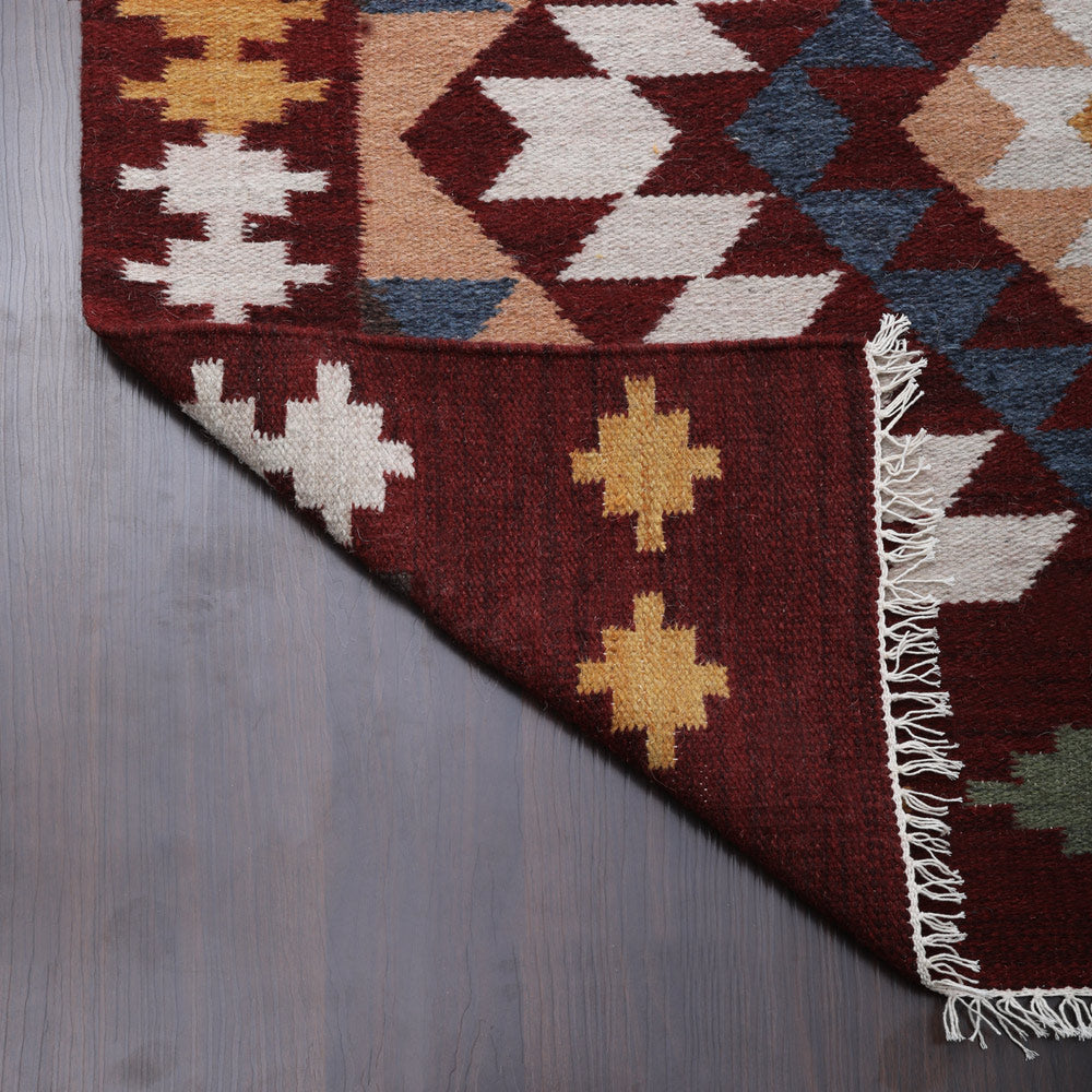 FormaFusion Hand Woven Rug