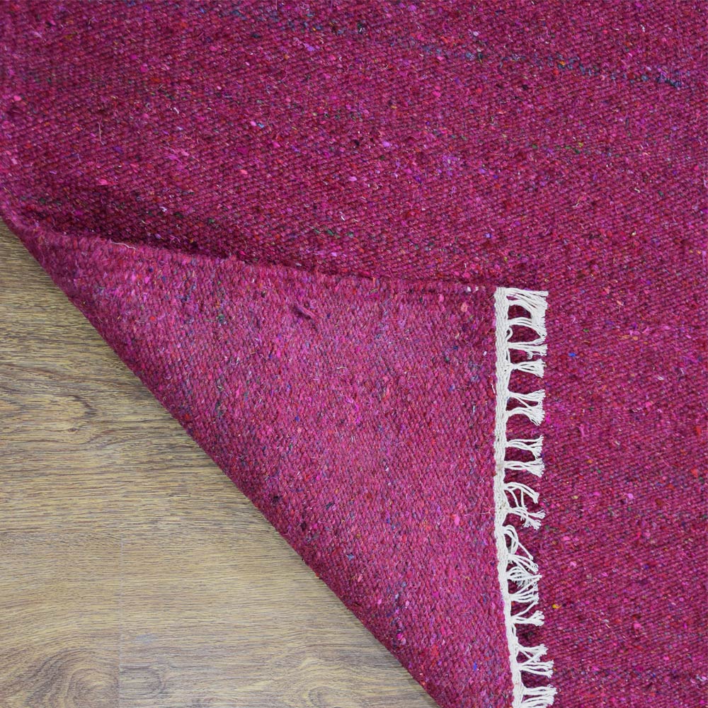 hand-woven-flat-weave-skittles-kilim-cotton-polyester-solid-pink-rug-closeup 3