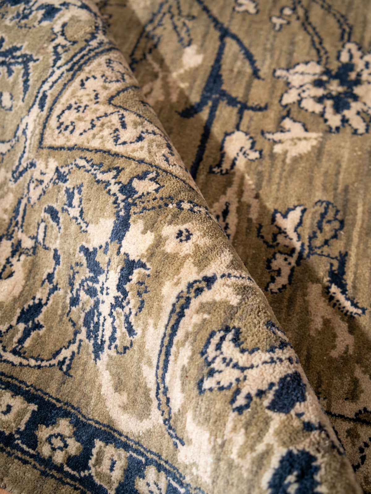 Olive Hand Knotted Wool Oriental Area Rug