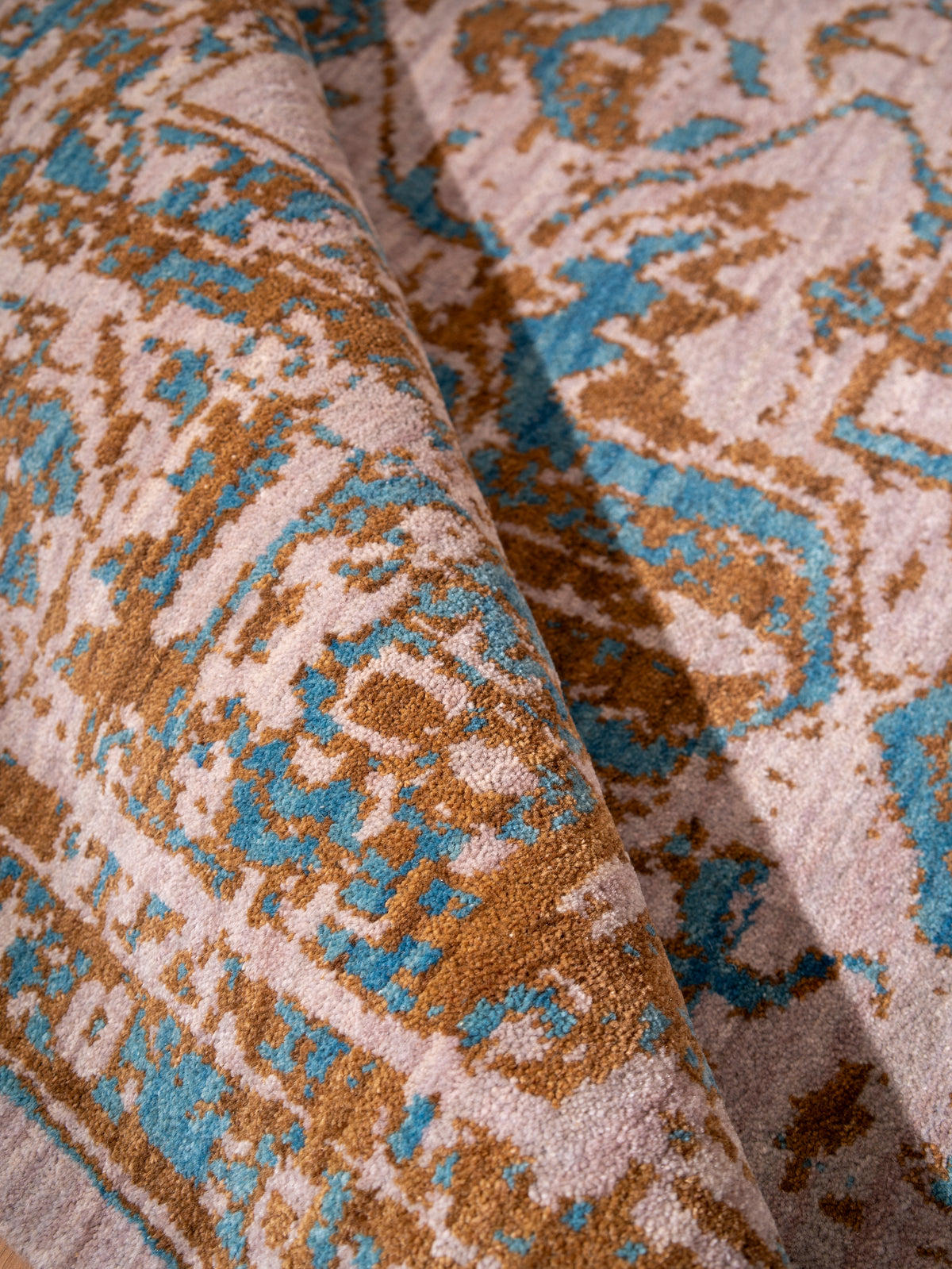 Sahara Mist Hand Knotted Wool Oriental Area Rug