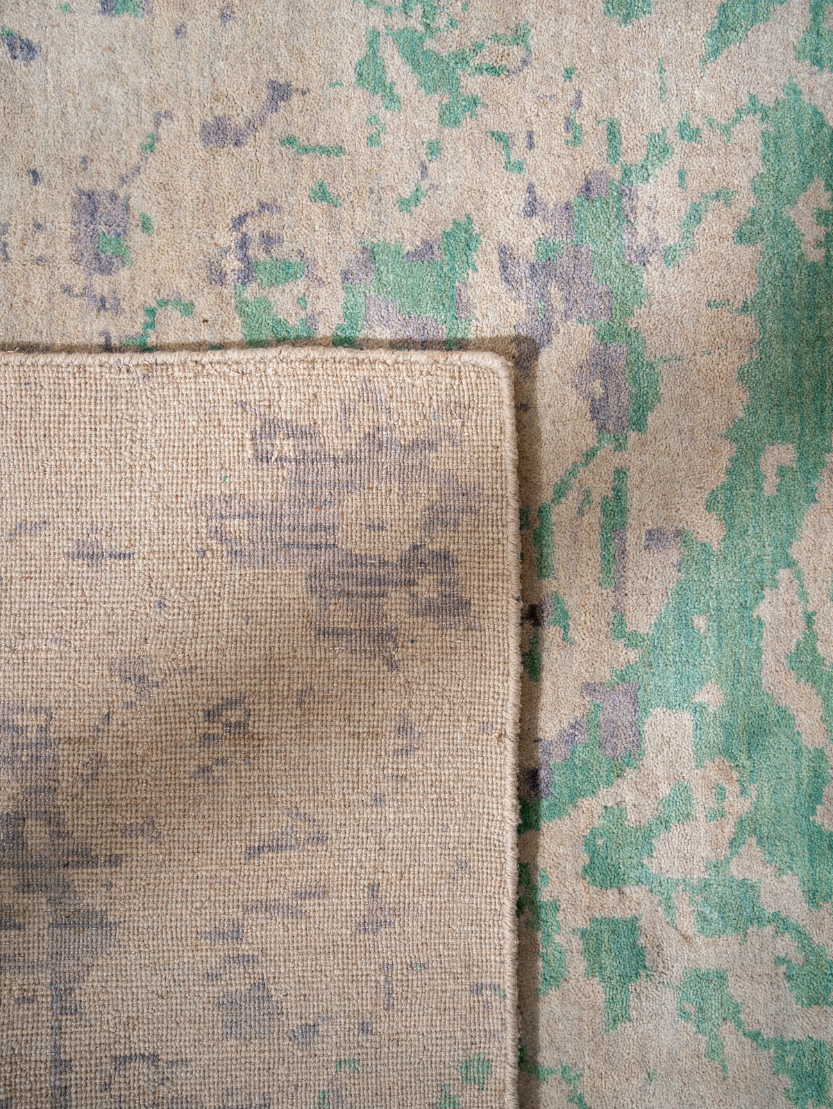 Meadow Haze Hand Knotted Wool Oriental Area Rug