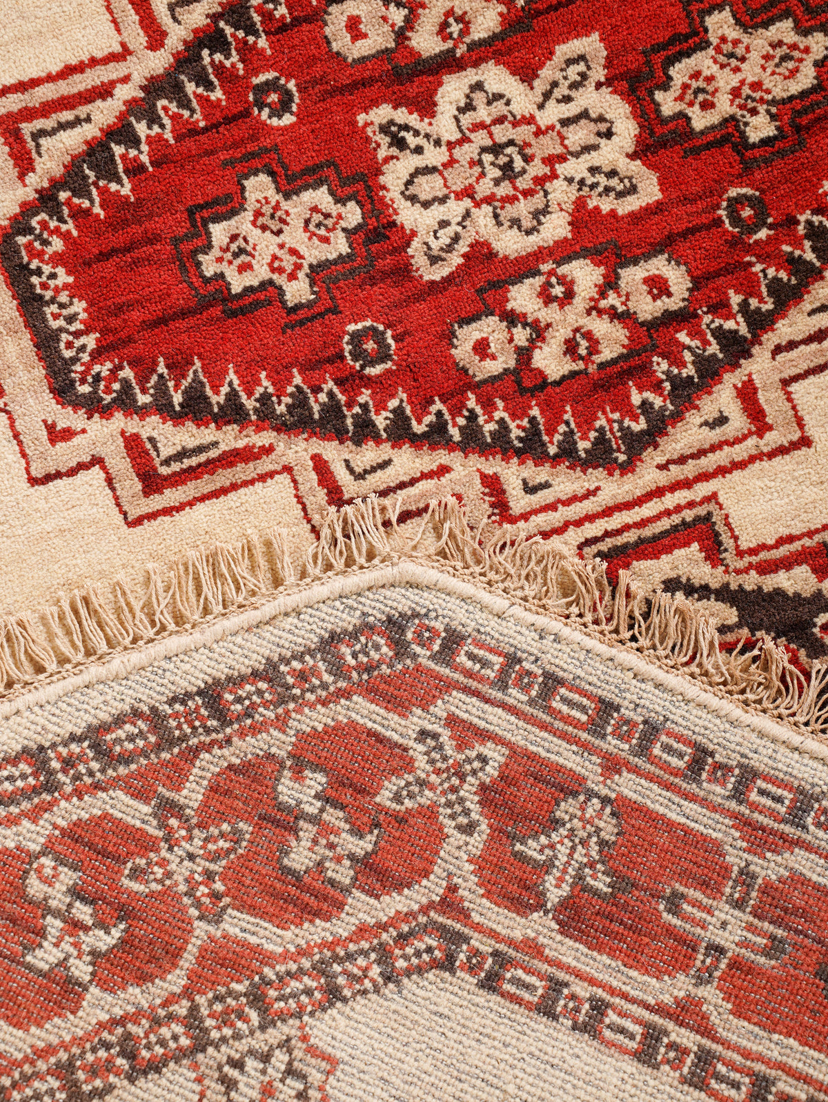 Crimson Heritage Hand knotted wool Rug