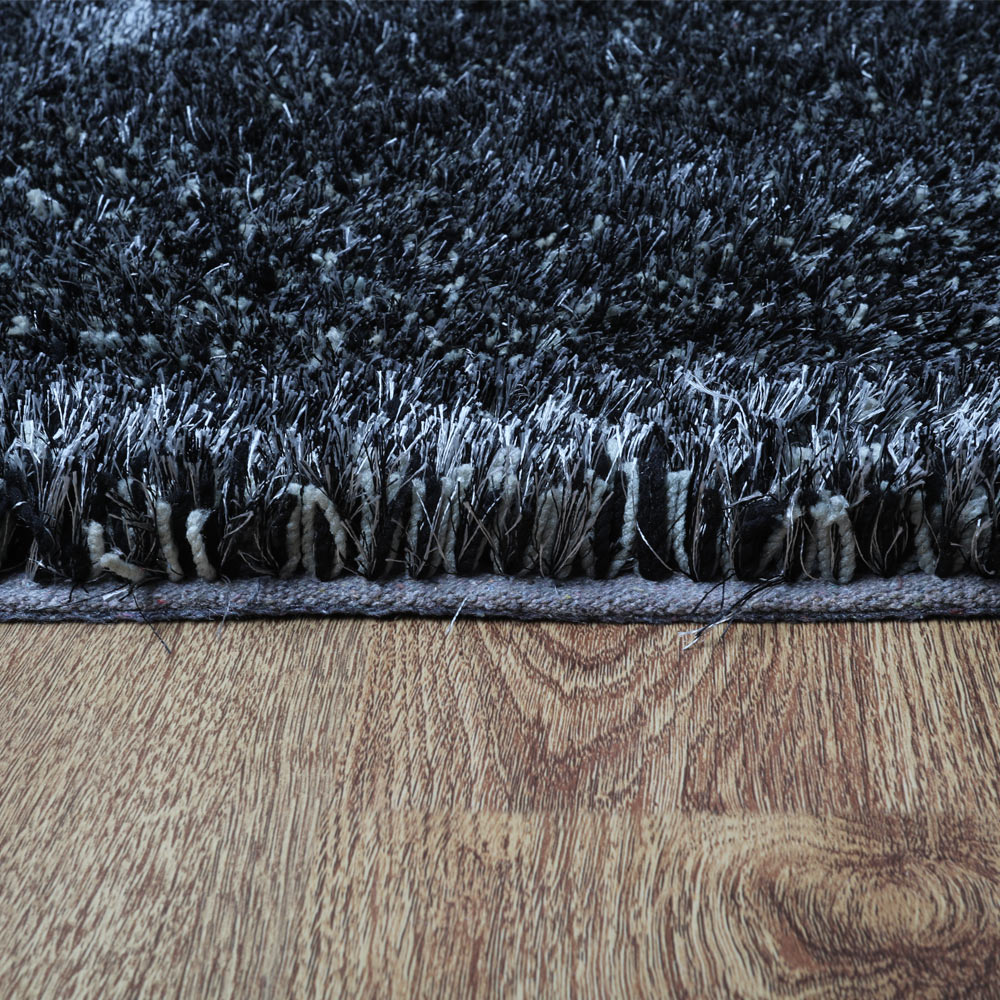 Maze-like Hand Tufted Rug