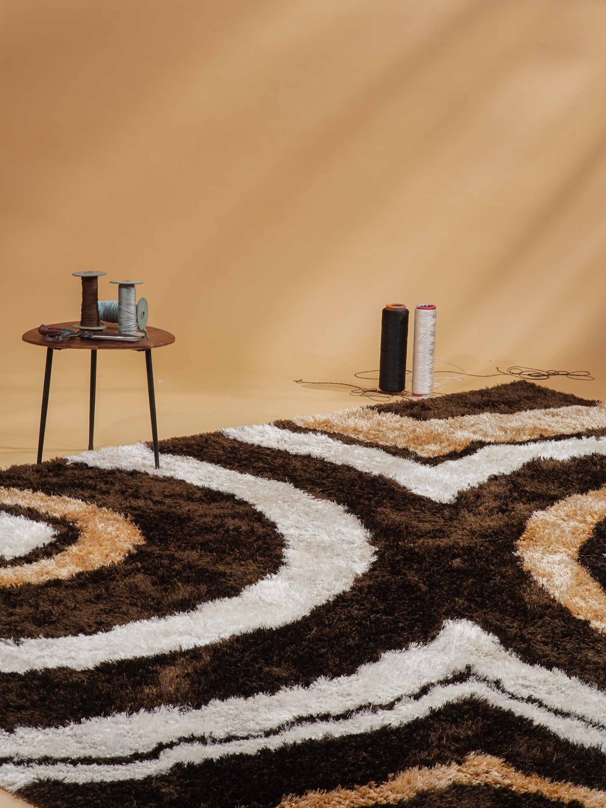 Symmetrical Hand Tufted Rug