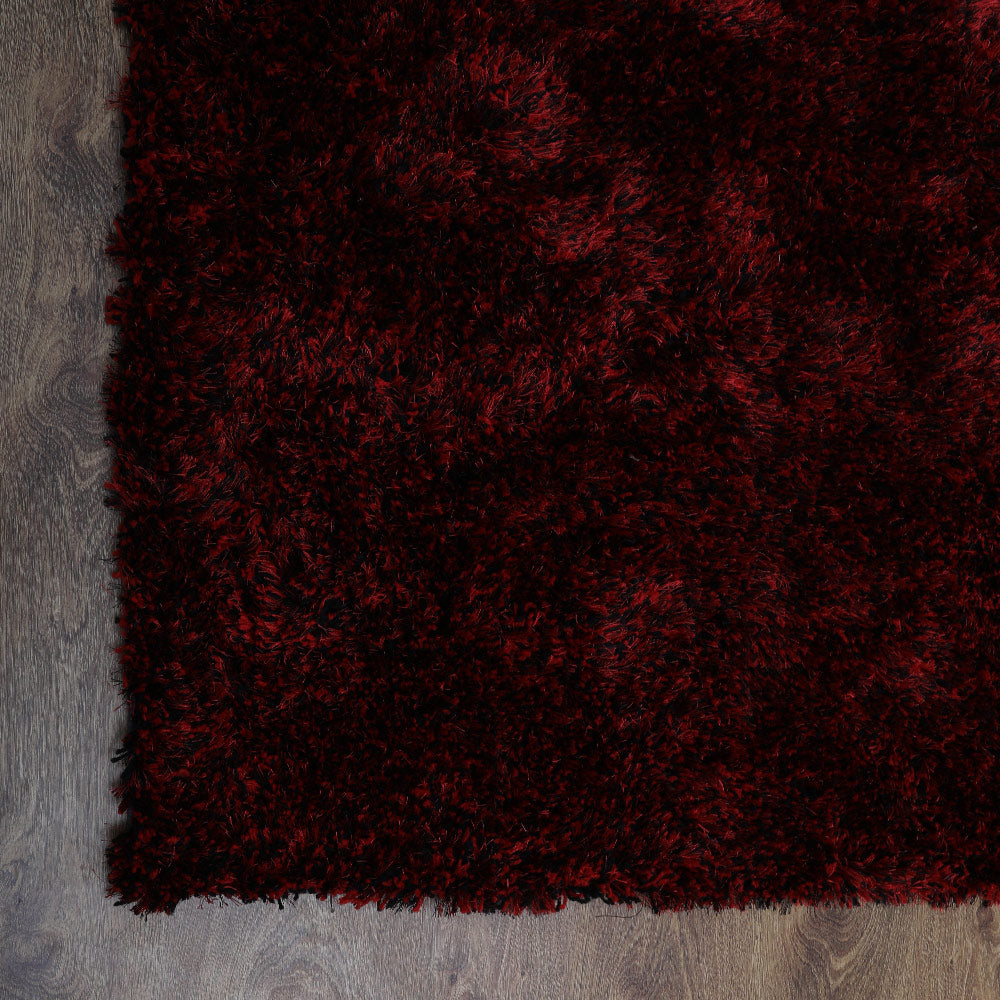 hand-tufted-shag-polyester-solid-red-black-rectangle-rug-closeup-2
