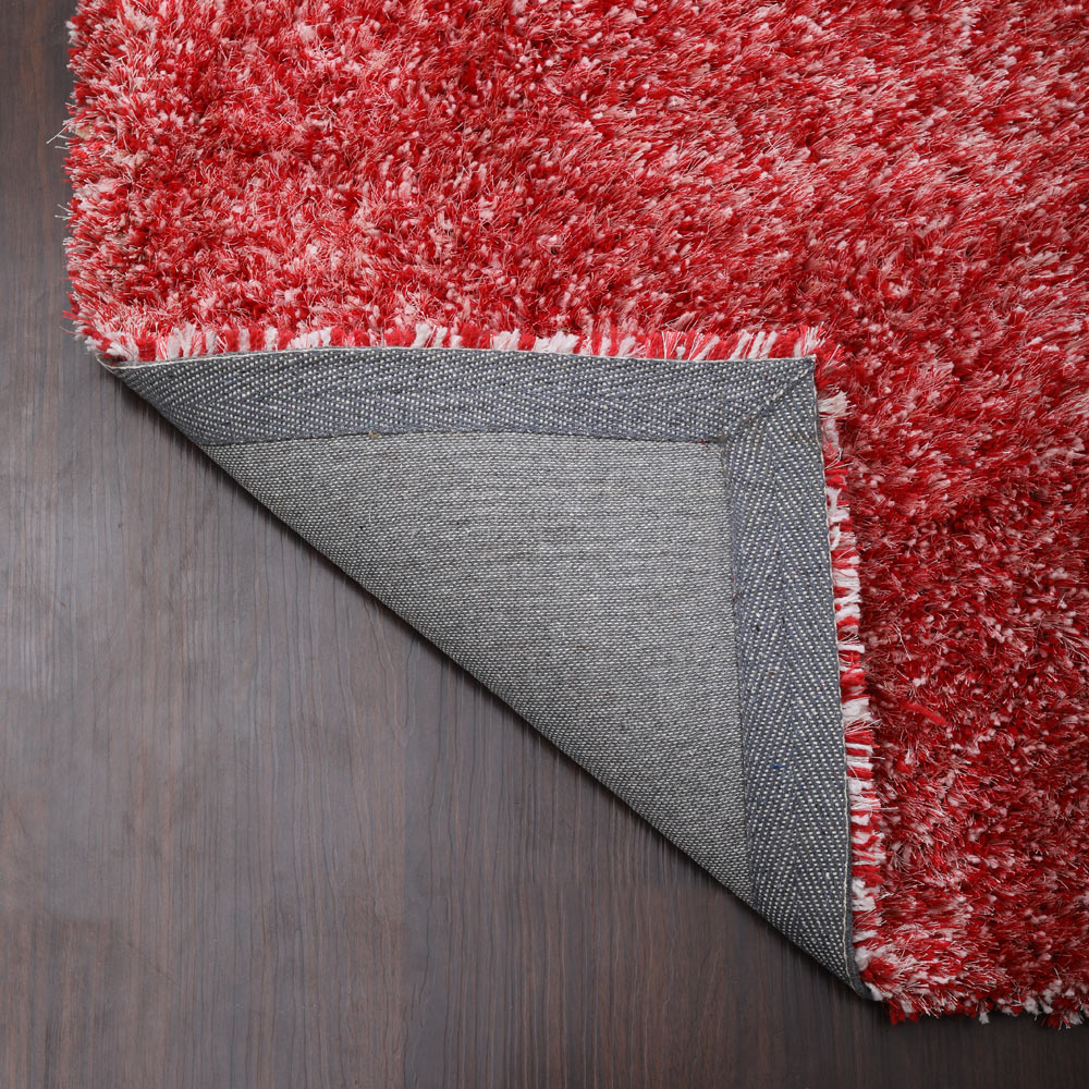 hand-tufted-shag-polyester-solid-red-whit-rug-closeup-5