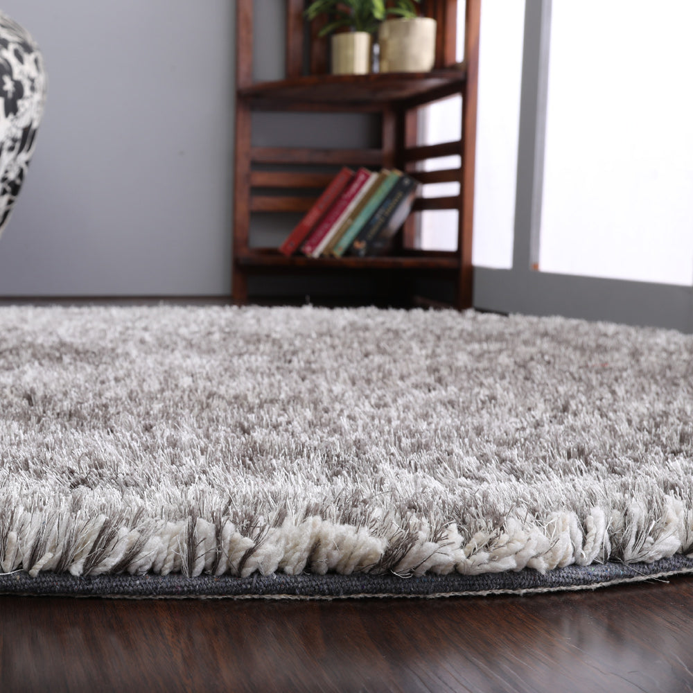 hand-tufted-shag-polyester-solid-silver-white-round-rug-closeup-3