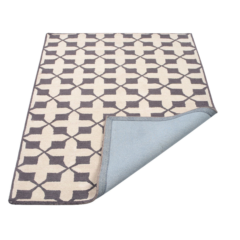 Serene Hand Tufted Rug