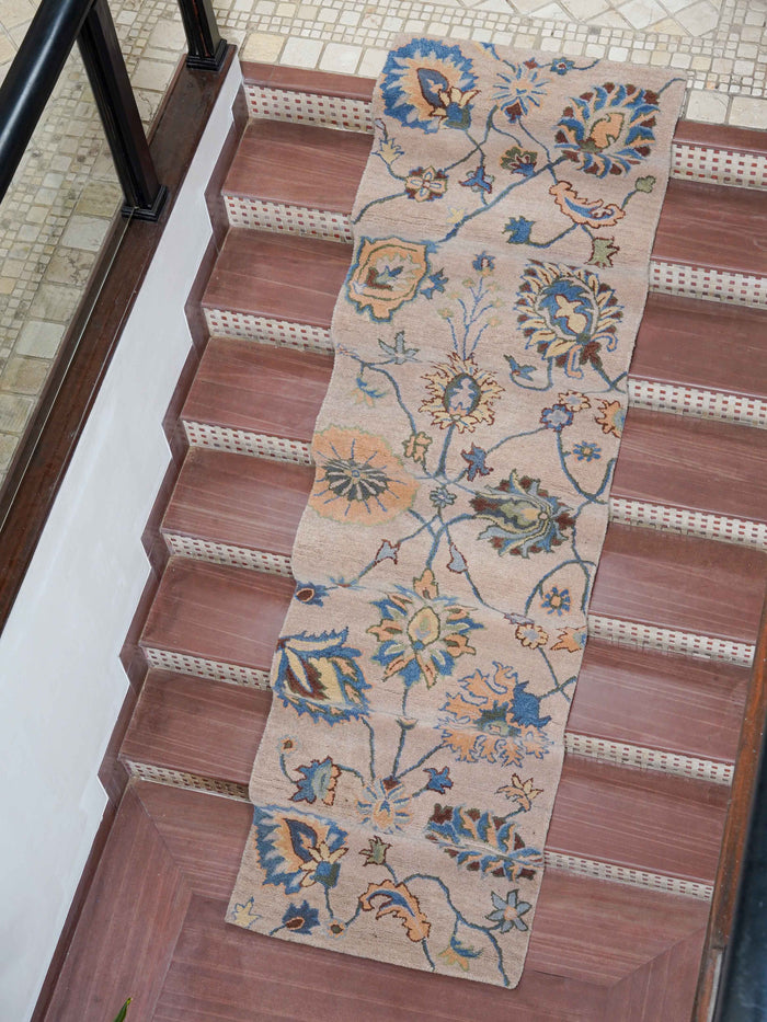 hand-knotted-wool-floral-cream-runner-rug-side-1