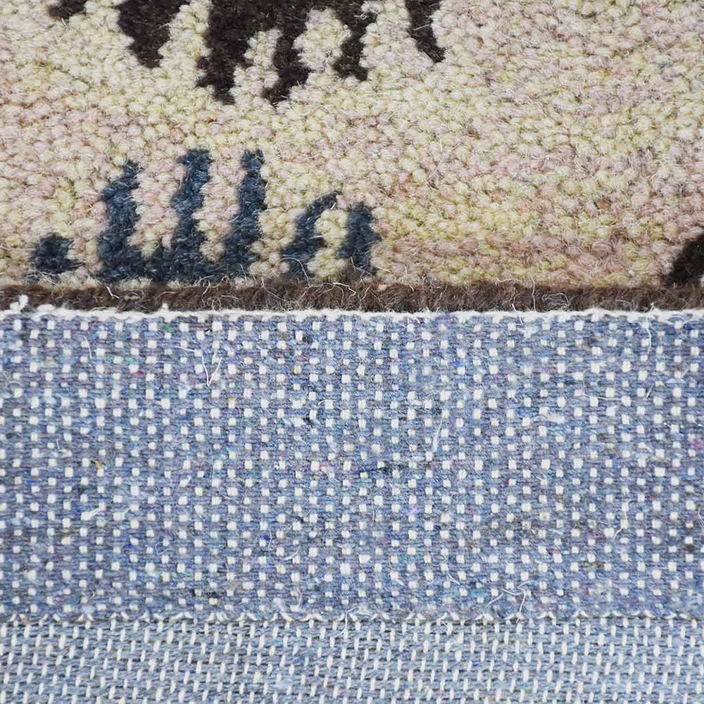 Trendy Hand Tufted Rug