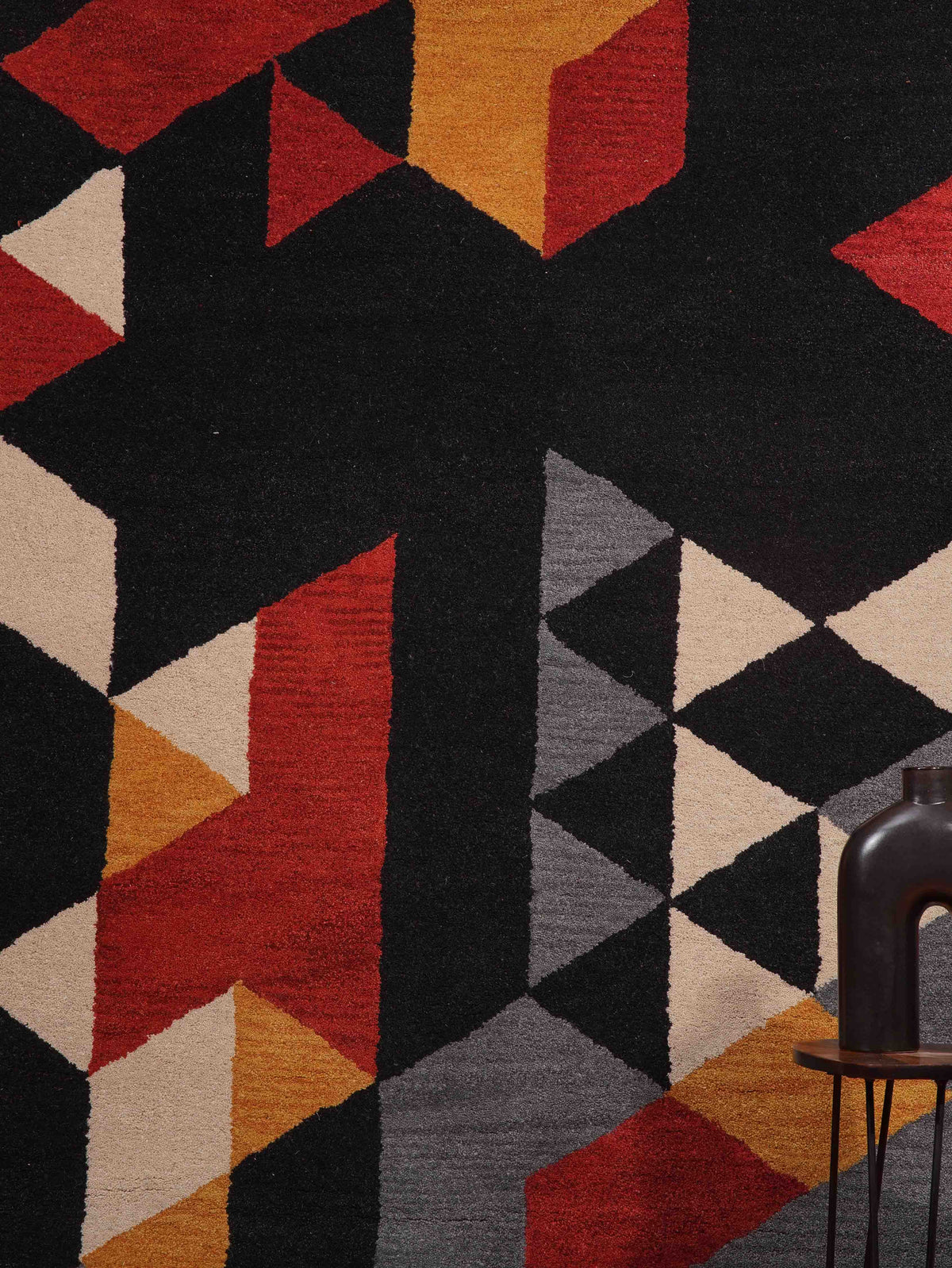 hand-knotted-wool-geometric-multicolor-rug-closeup-2