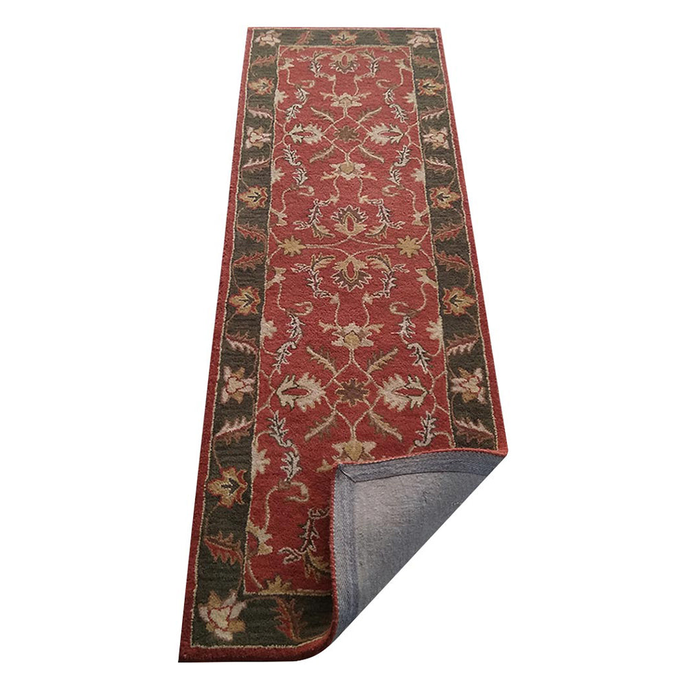 Hand-Tufted-Oriental-wool-runner-rug- red-green-closeup-1