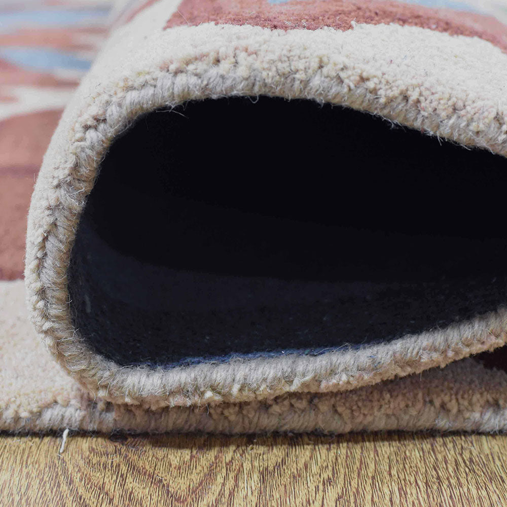 Gerbera Hand Tufted Rug