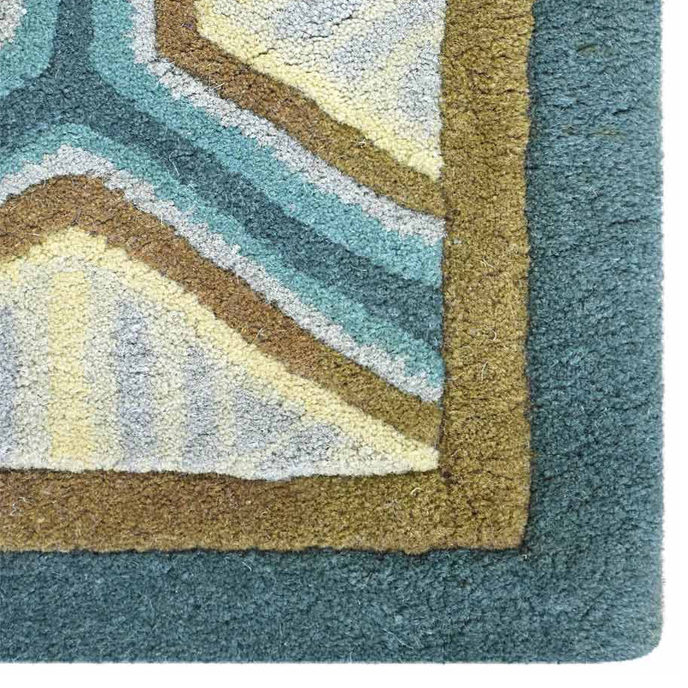 hand-tufted-wool-area-rug-contemporary-multicolor-closeup 2