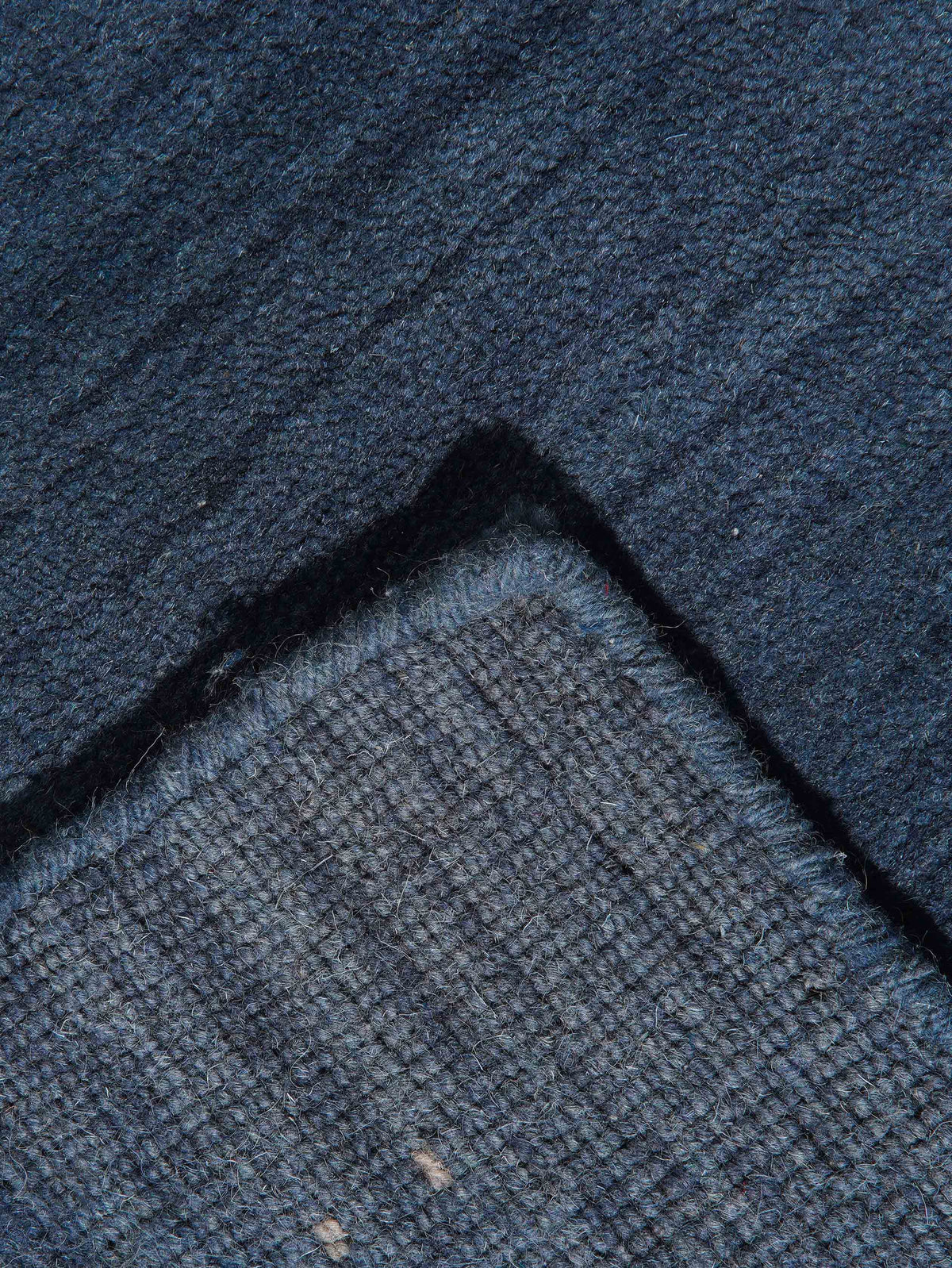 hand-knotted-loom-wool-area-runner-rug-blue-closeup 1