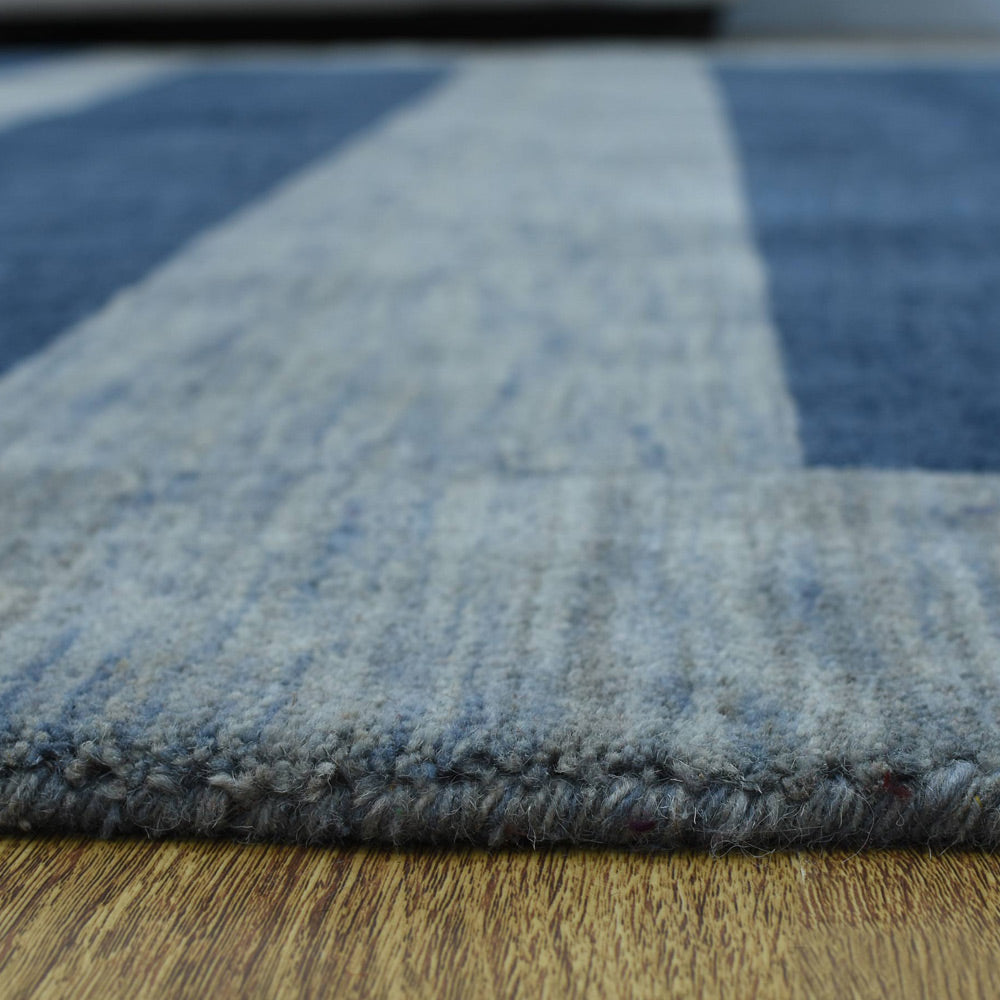 hand-knotted-wool-contemporary-light-blue-rectangle-rug-closeup-4