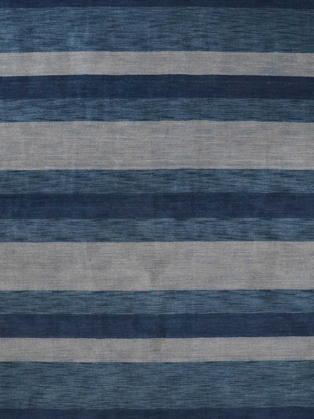 hand-knotted-wool-contemporary-light-blue-square-rug-closeup-2