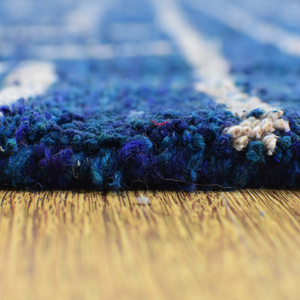 hand-knotted-loom-silk-blue-beige-area-rug-closeup -4