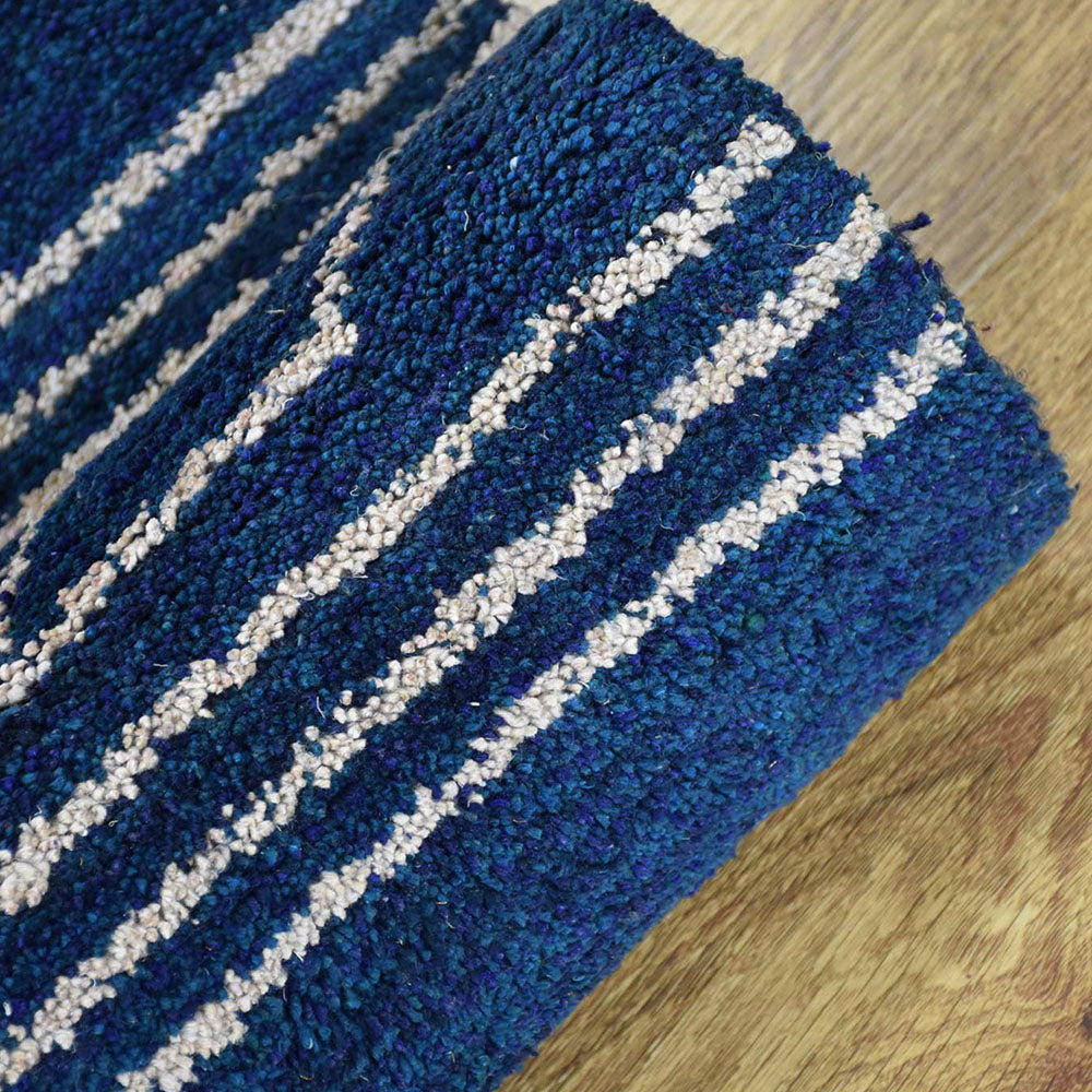 hand-knotted-loom-silk-blue-beige-area-rug-closeup -5