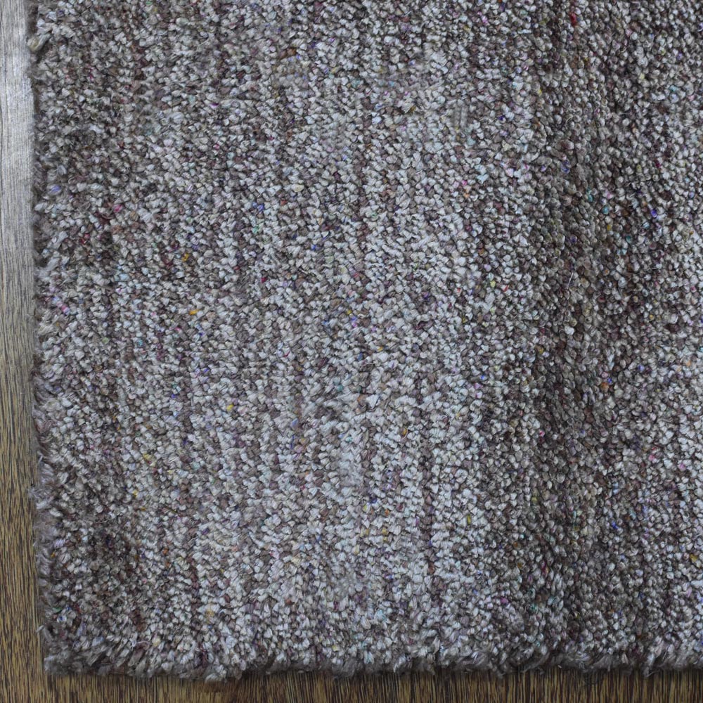hand-knotted-loom-silk-mix-area-rug-contemporary-beige-closeup 1