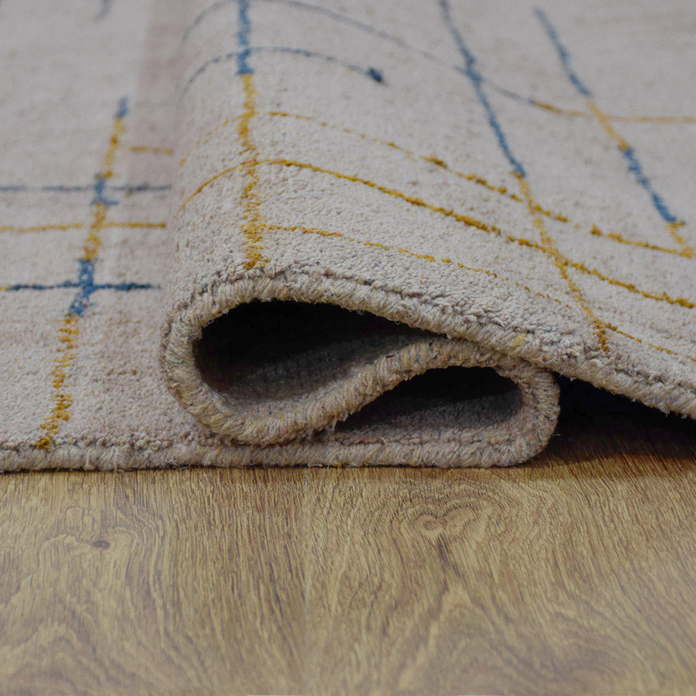 Hand-Knotted-Contemporary-Handmade-beige-gold-rug-closeup 5