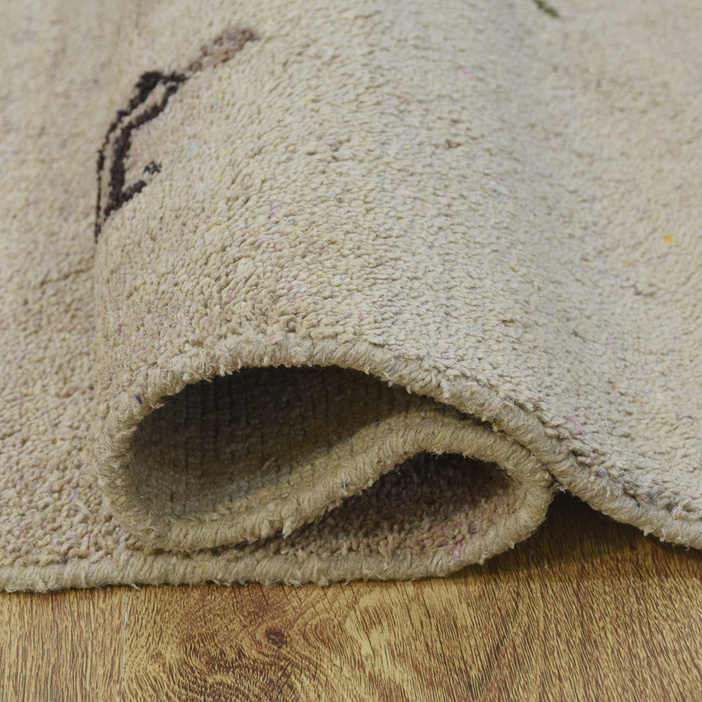 Style Hand Knotted Rug