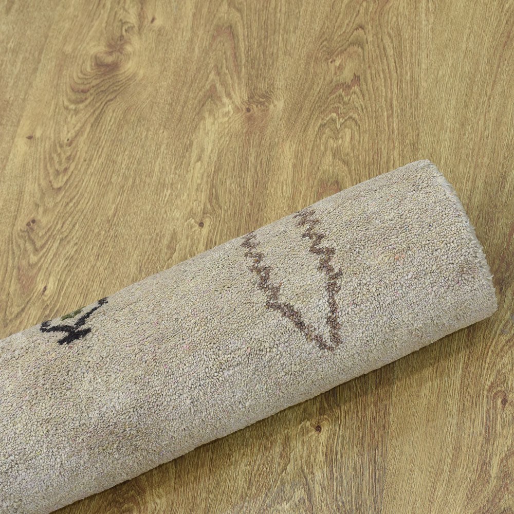 Style Hand Knotted Rug