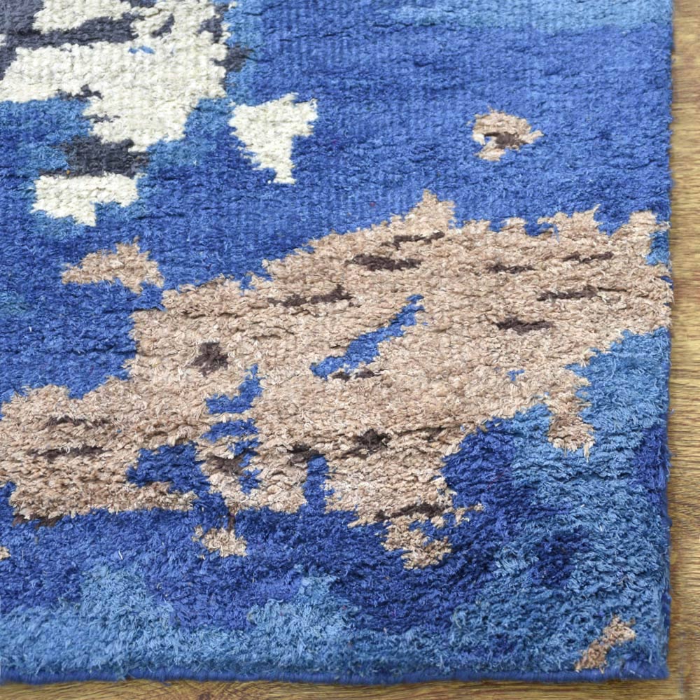 Vibrata Hand Knotted Rug