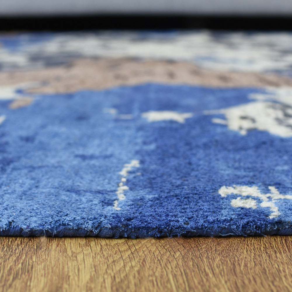 Vibrata Hand Knotted Rug