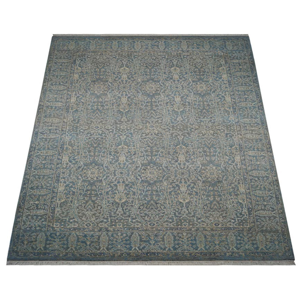Lustrous Hand Knotted Persian Rug