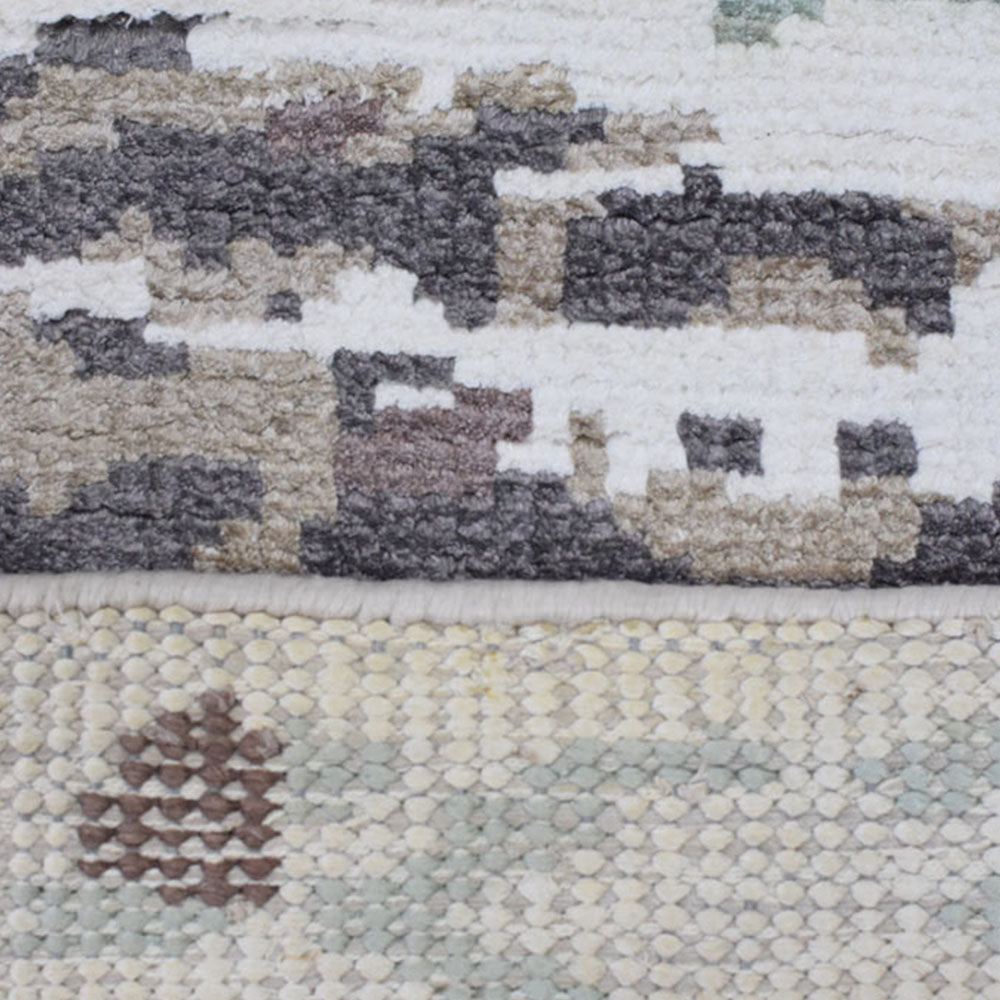 Hypnotic Eastern Hand Knotted Rug