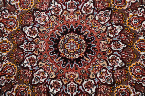 Traditional Tabriz Persian Area Rug 5x7