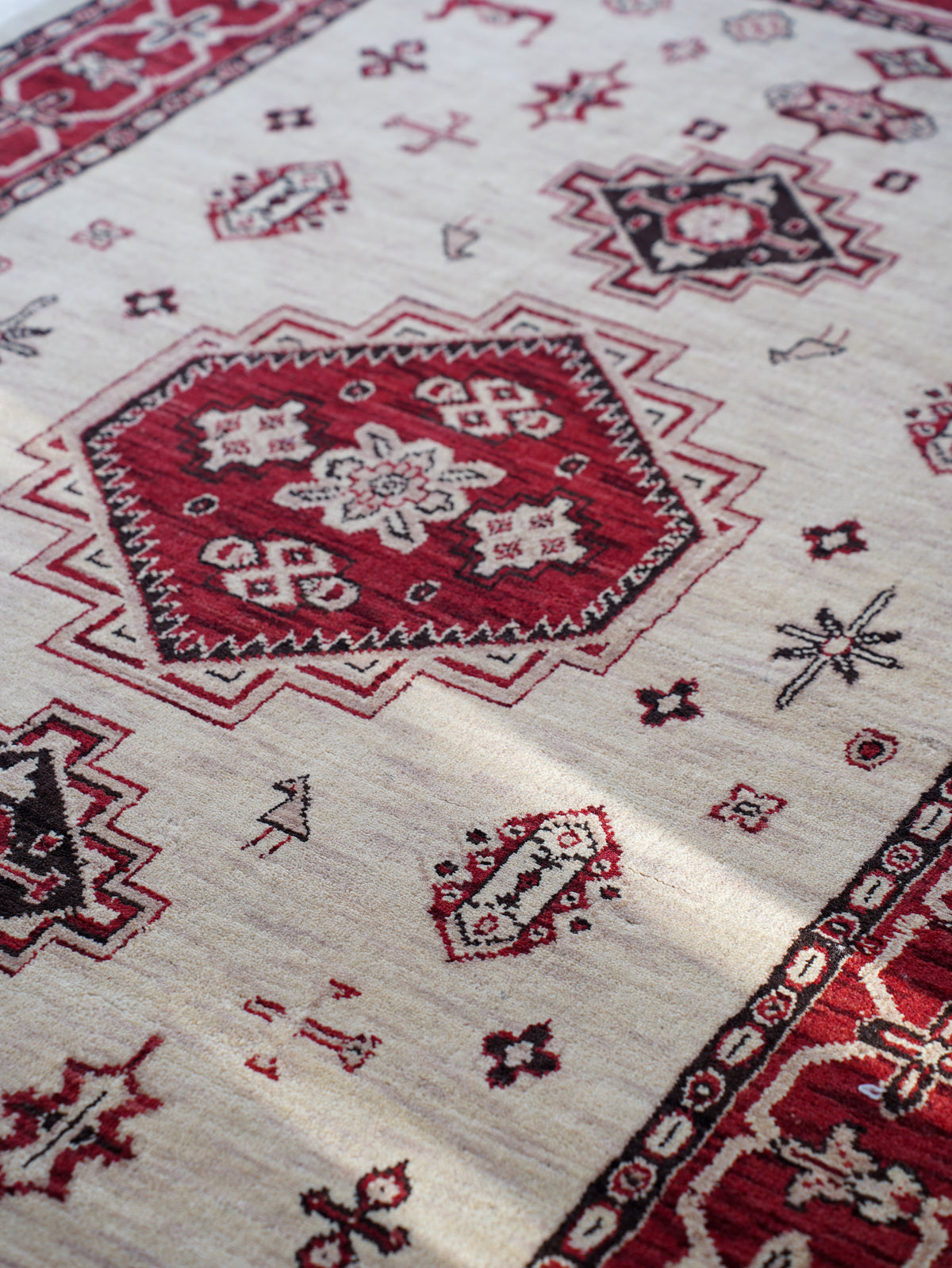 Serapi Hand Knotted Afghan Rug