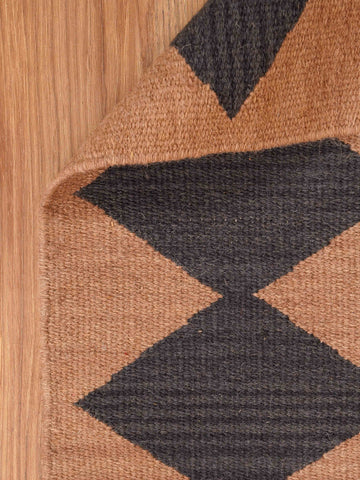 handmade-flat-weave-kilim-wool-area-rug-brown-charcoal-closeup 8