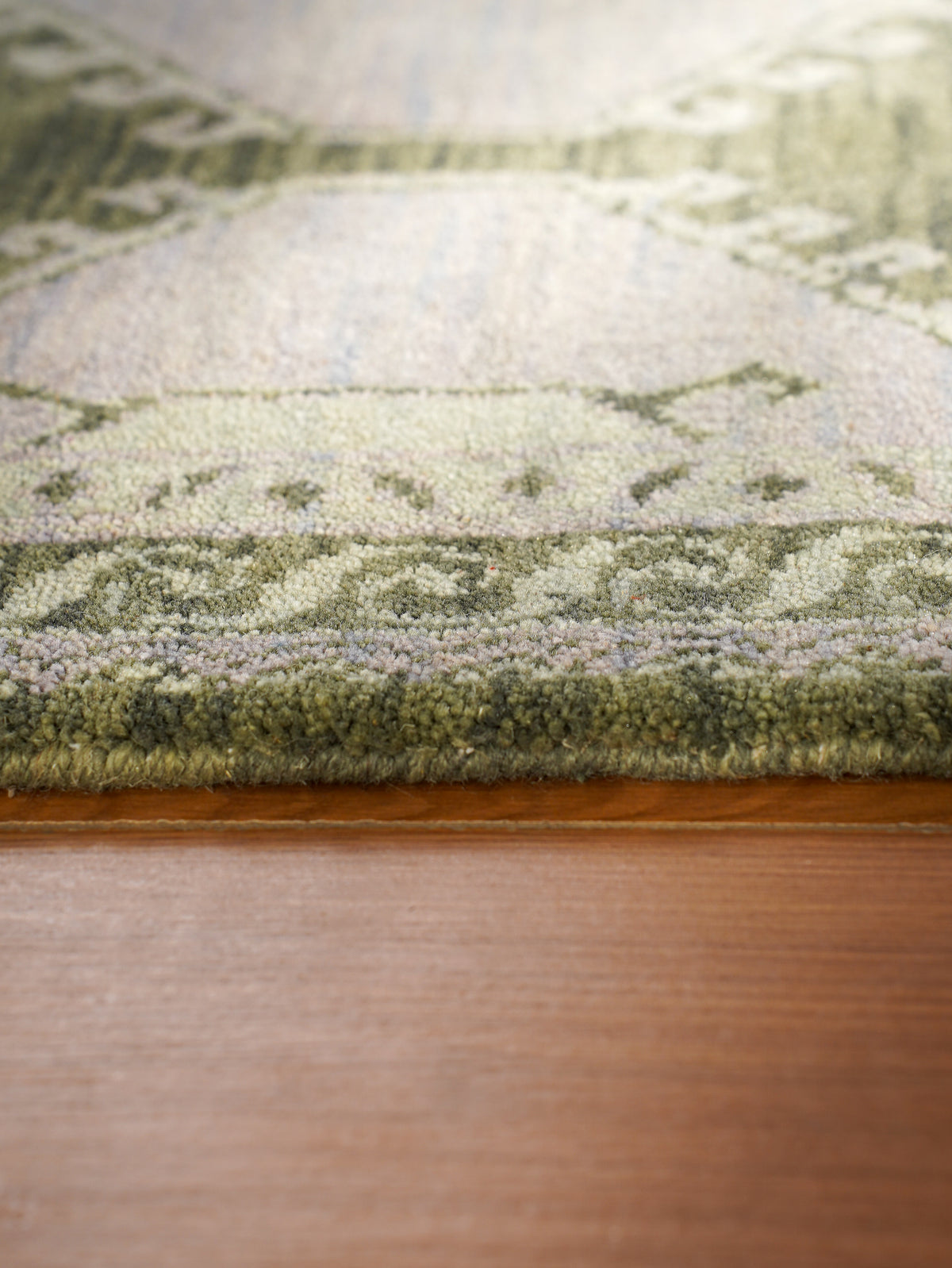 Hand Knotted Wool Oriental Light Green Area Rug