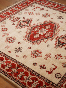 Crimson Heritage Hand knotted wool Rug