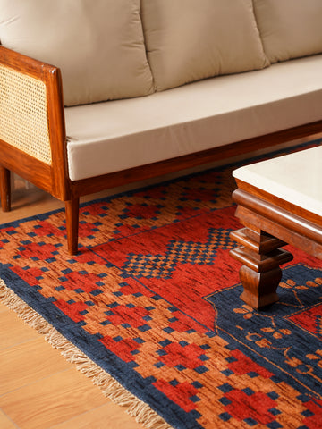 Classic Ethnic Medallion Rug with Border Design – Warm Tones