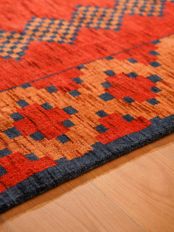 Classic Ethnic Medallion Rug with Border Design – Warm Tones