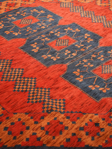 Classic Ethnic Medallion Rug with Border Design – Warm Tones