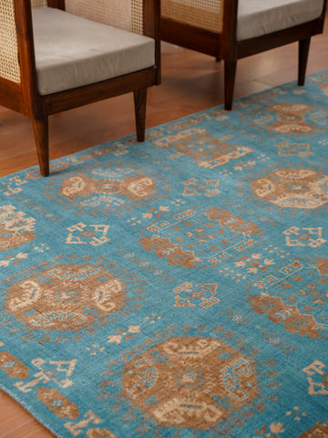 Light Blue Oriental Medallion Area Rug