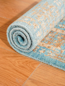 Light Blue Oriental Medallion Area Rug