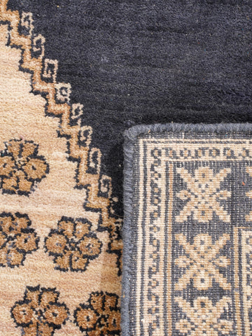 Blue & Beige Oriental Diamond Medallion Rug