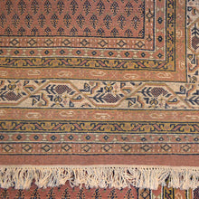 Peshawar Hand Knotted Rug