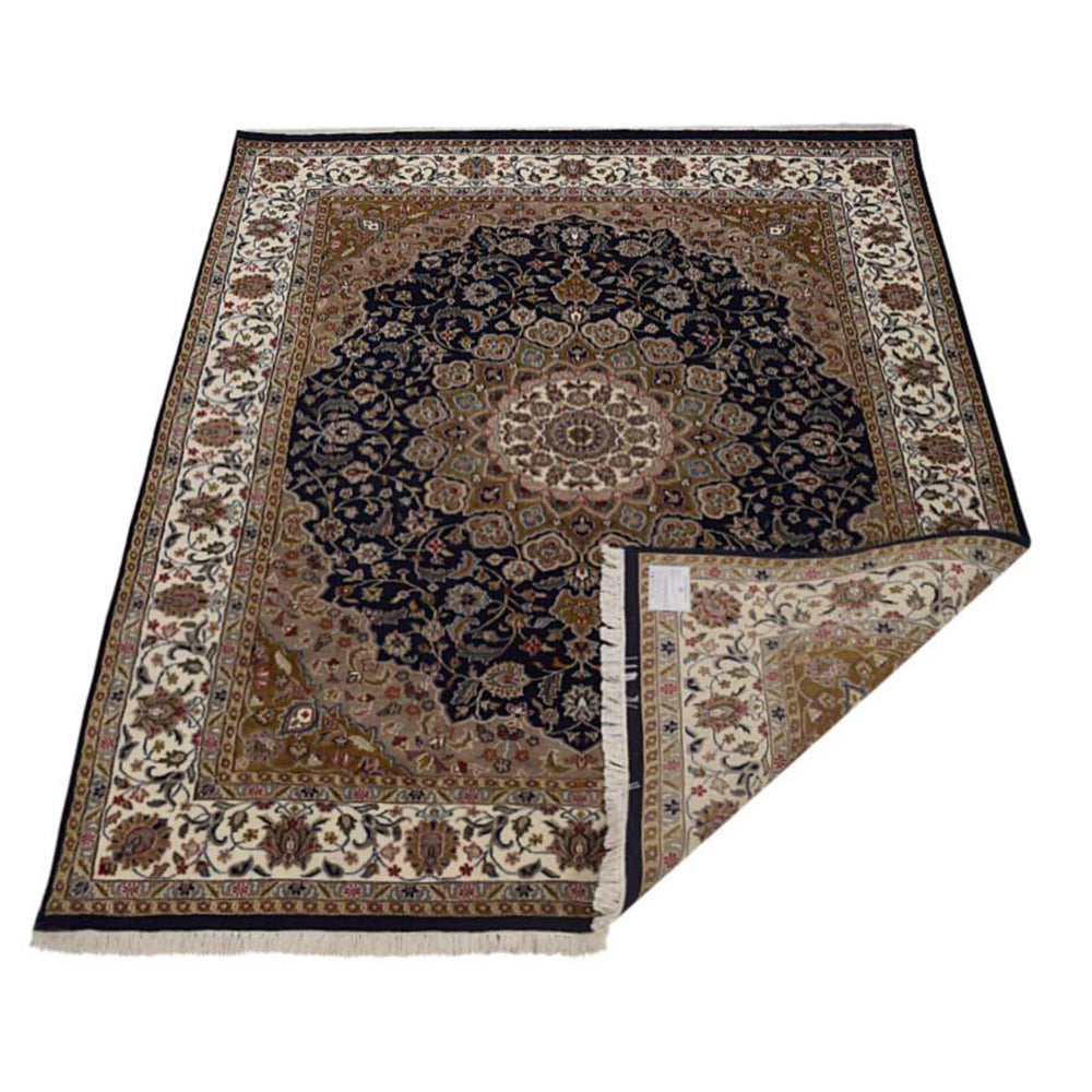 Qashqai Hand Knotted Isfahan Rug