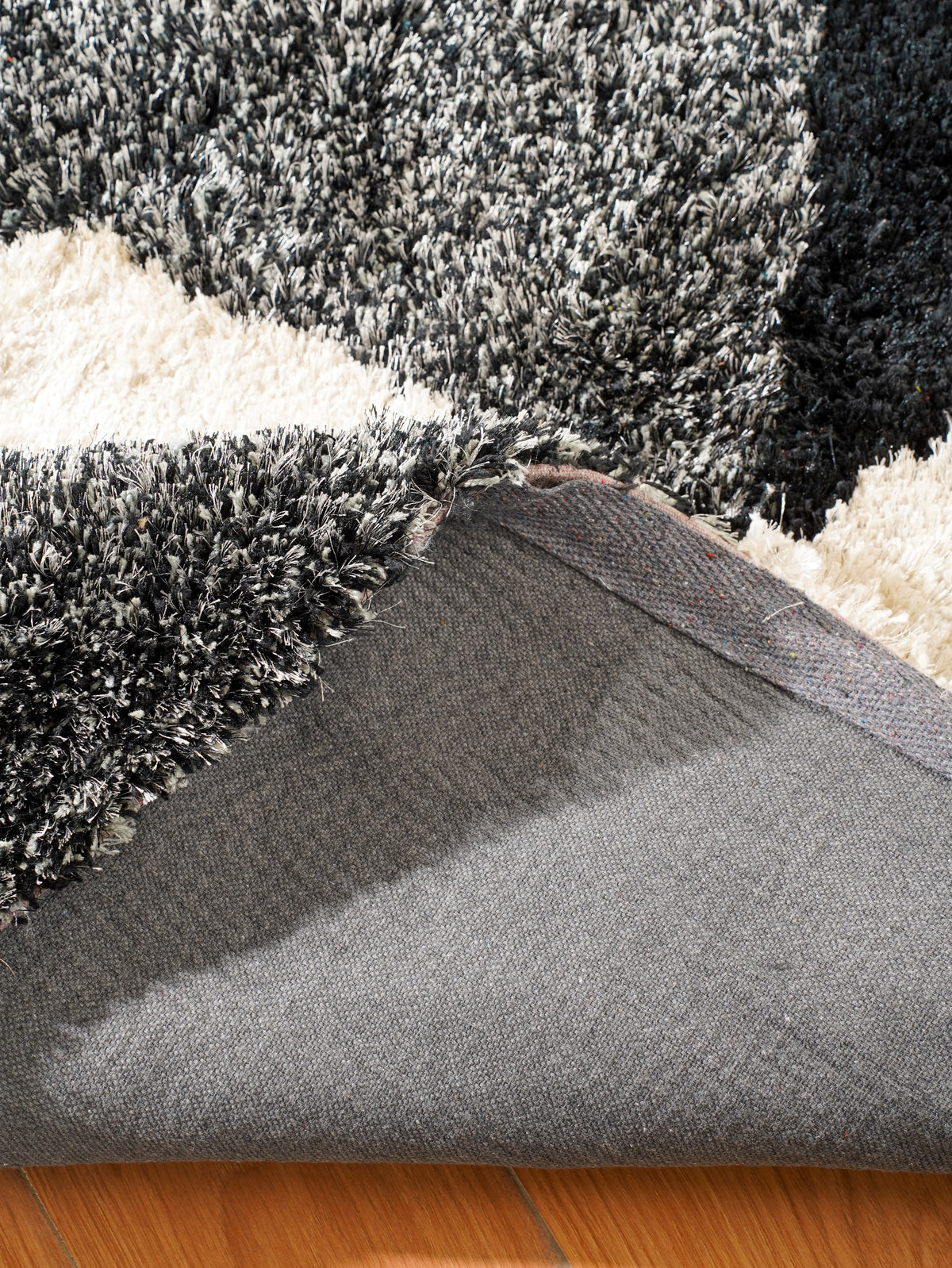 Diagonal Hand Tufted Rug