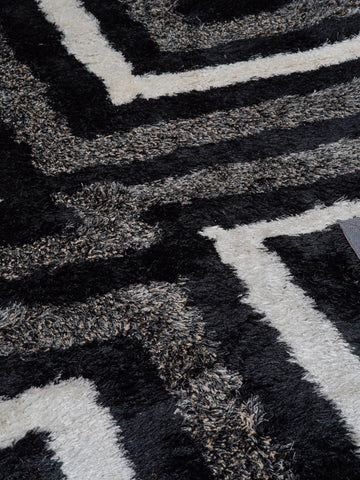 Paragon Hand Tufted Rug