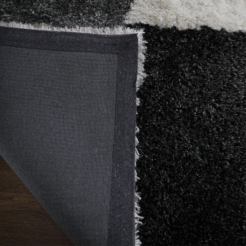 Maze-like Hand Tufted Rug