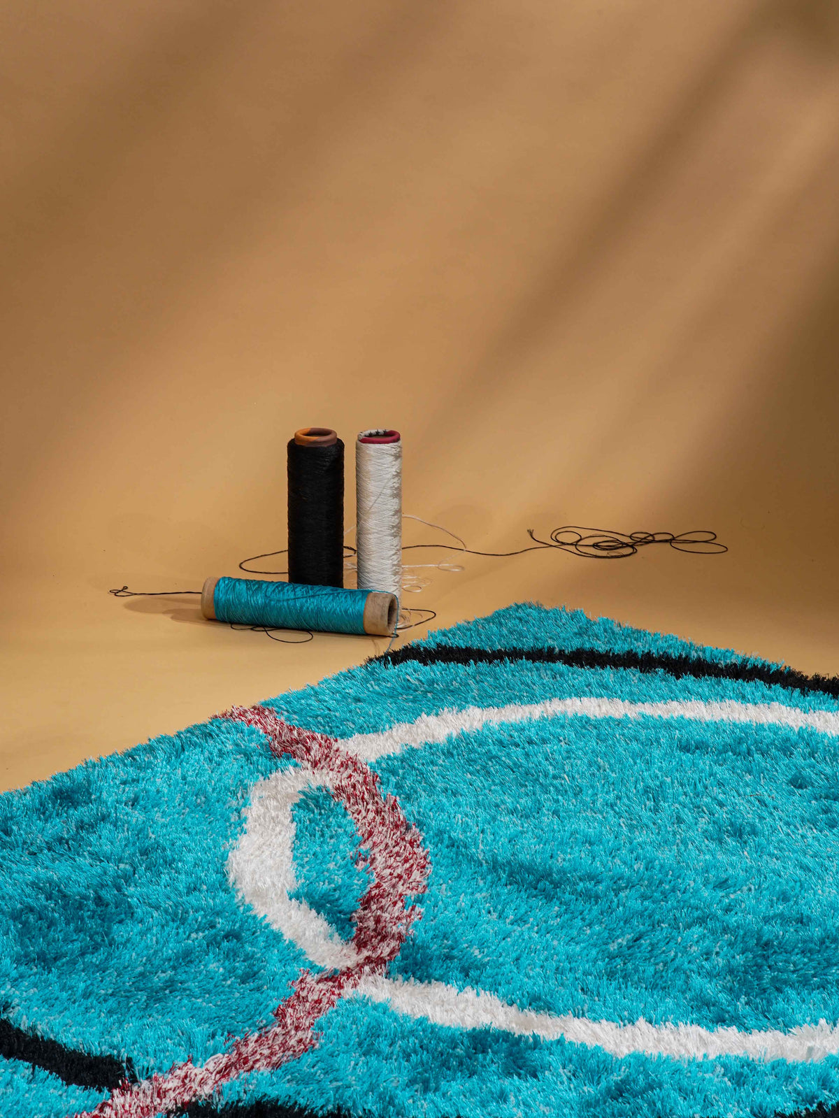 Zigzagging Hand Tufted Rug
