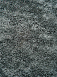hand-tufted-shag-polyester-solid-dark-green-rug-closeup-2